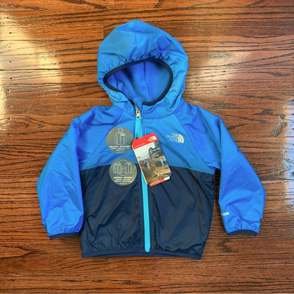 NWT- 12-18M The North Face Reversible Breezeway Wind Breaker